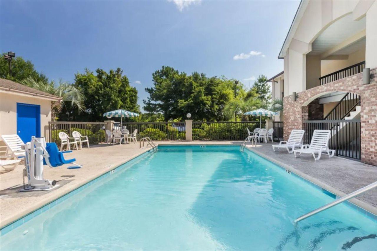 Howard Johnson By Wyndham Savannah Ga Georgetown Buitenkant foto